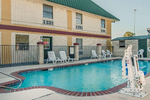 Quality Inn image 22