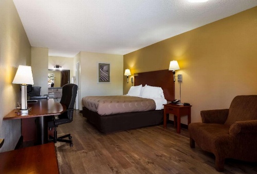 Quality Inn image 36