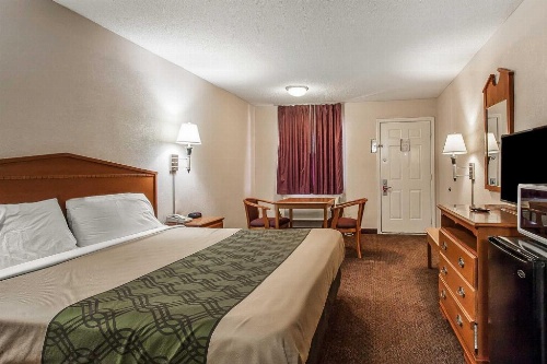 Quality Inn image 37